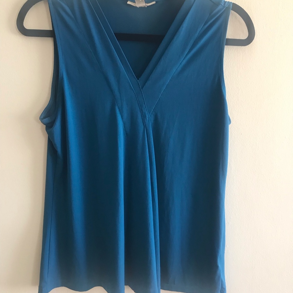 Blue work top